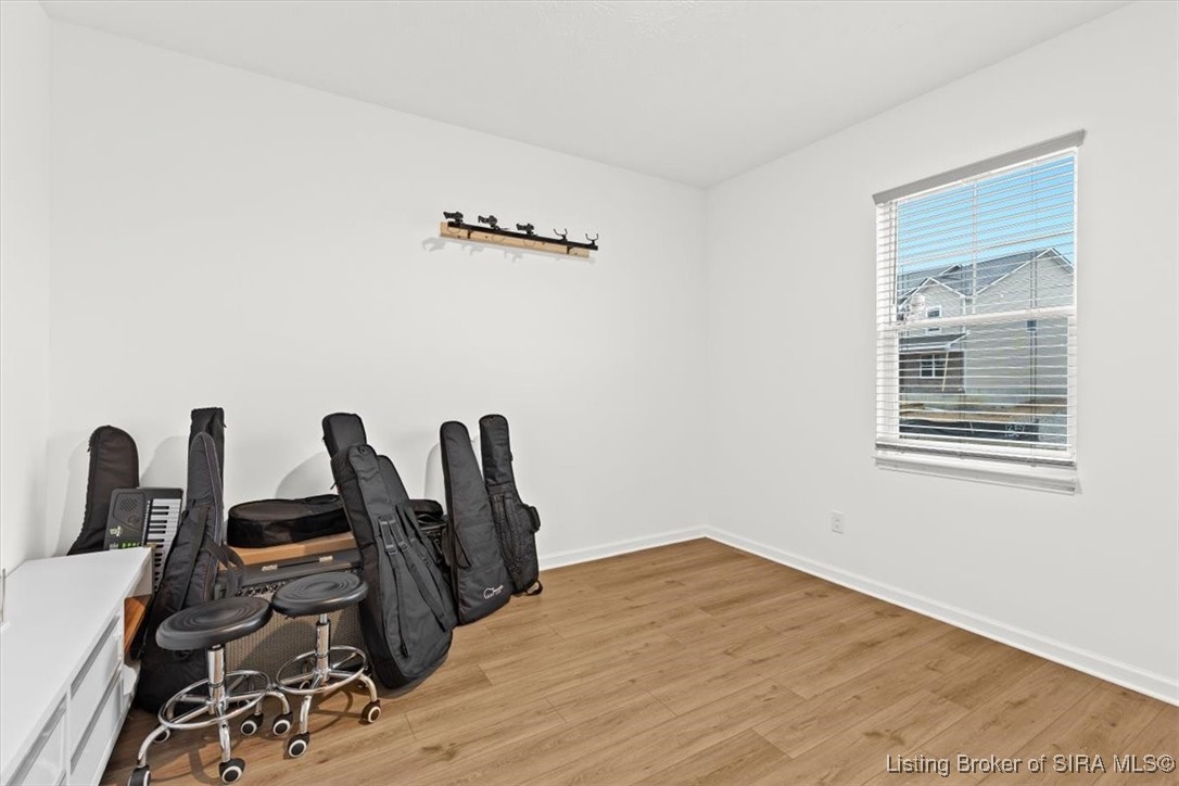 8007 Schrieber Road Floyds Knobs, IN 47119 - Photo 5 of 34