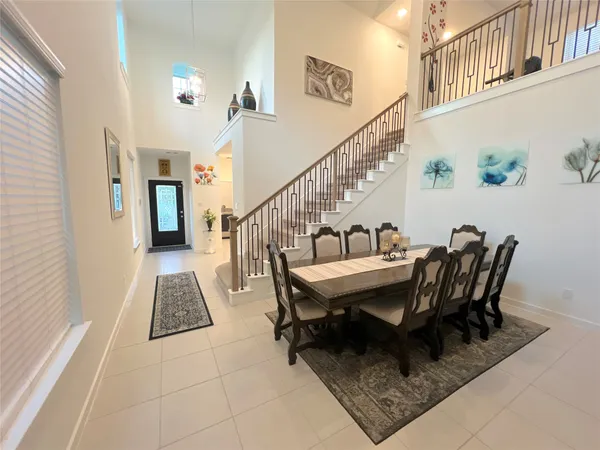 $2,800 | 5147 Klein Orchard Drive, Houston, TX 77066