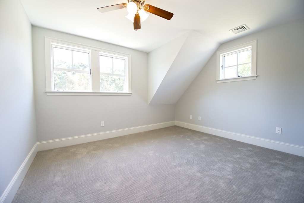 180 First Parish Road Scituate, MA 02066 - Photo 19 of 26 an empty room with a window