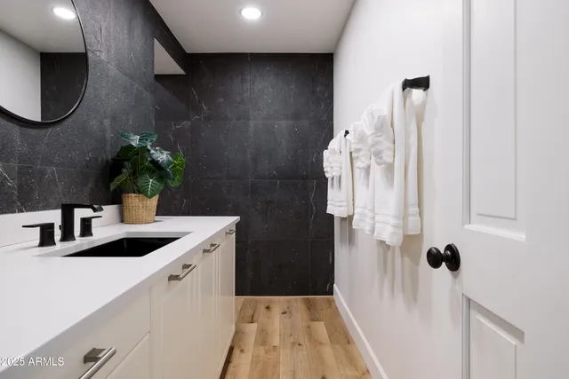 $6,250 | 5226 East Kathleen Road, Scottsdale, AZ 85254