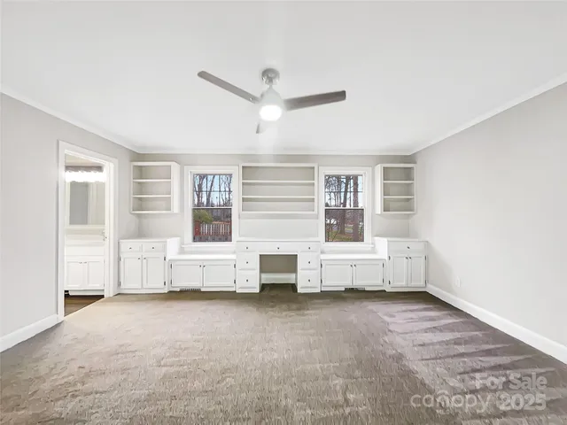 $542,000 | 323 Glen Eagles Road East, Statesville, NC 28625