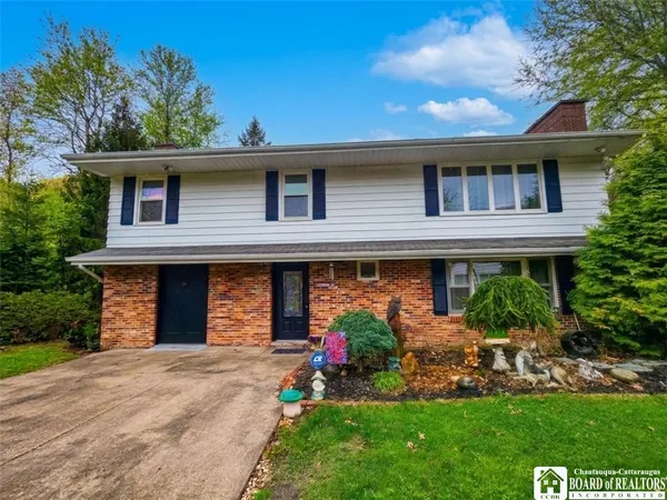 $250,000 | 79 Little Gilbert Lane, Bradford, PA 16701