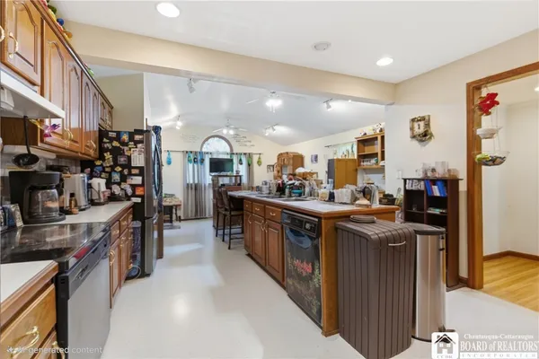 $250,000 | 79 Little Gilbert Lane, Bradford, PA 16701