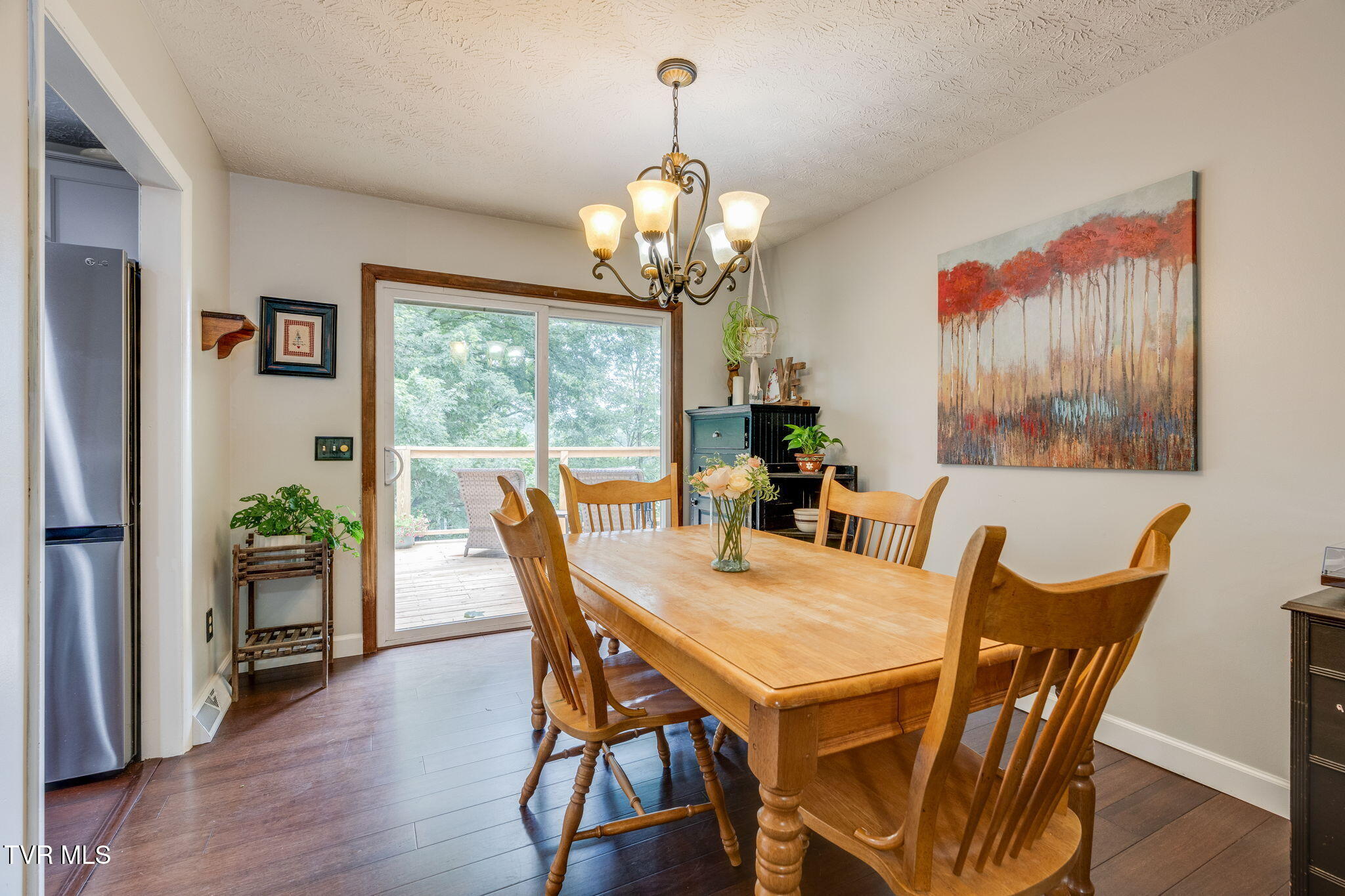 304 Highland Road Jonesborough, TN 37659 - Photo 8 of 35 007