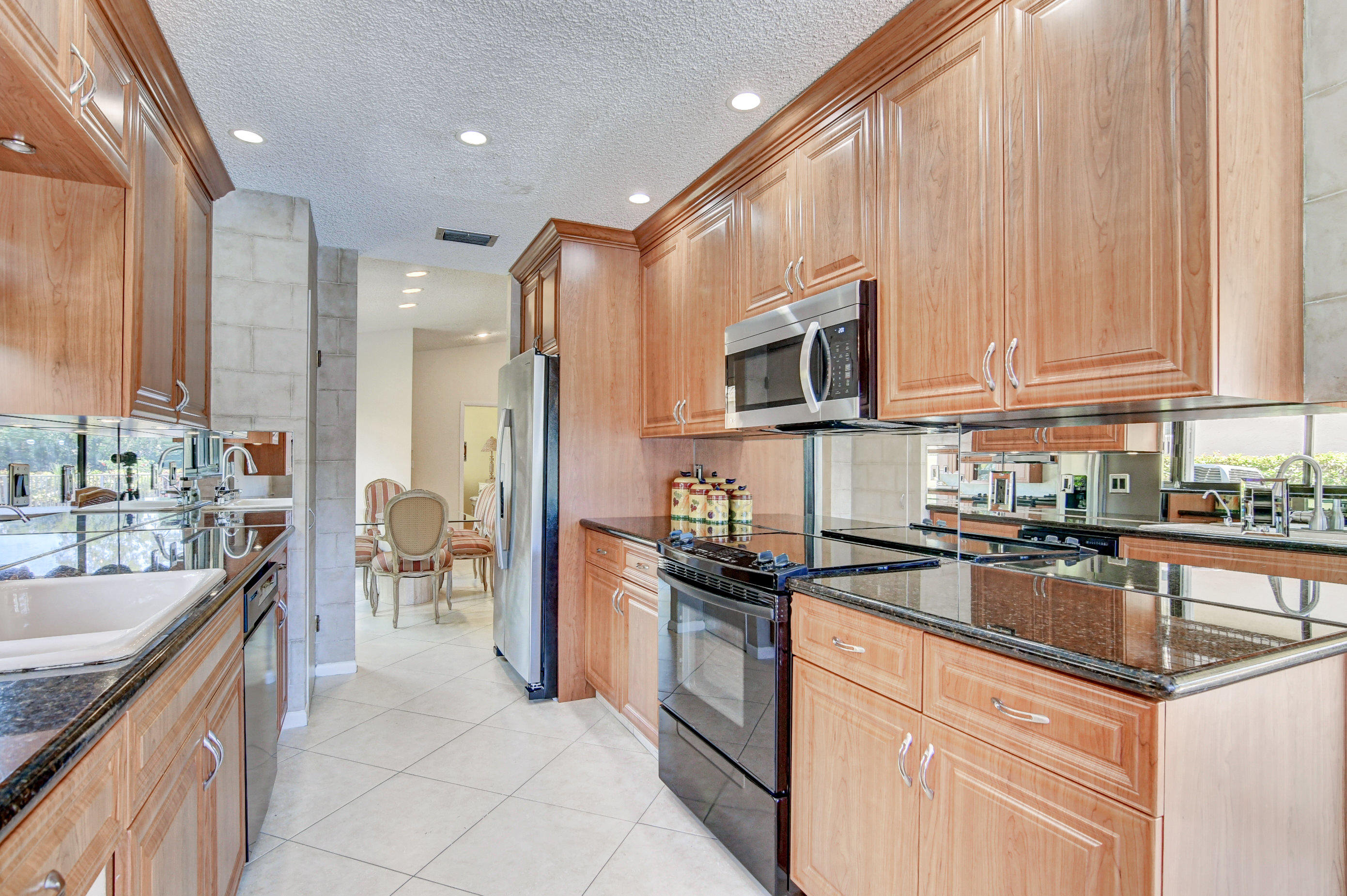 11132 Cloverleaf Circle Boca Raton, FL 33428 - Photo 13 of 65 35_dsc_4281_2_3_4_5