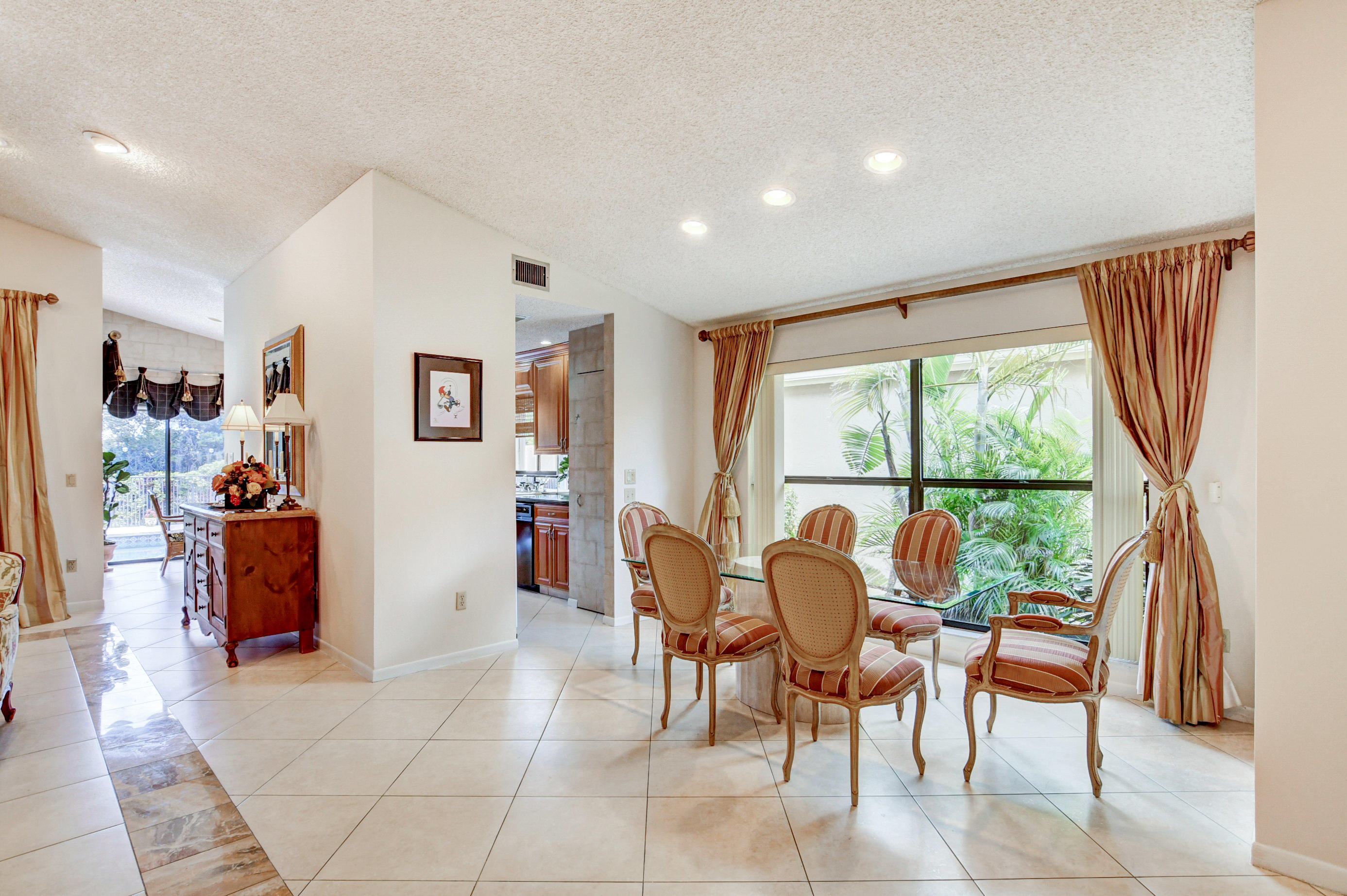 11132 Cloverleaf Circle Boca Raton, FL 33428 - Photo 9 of 65 31_dsc_4221_2_3_4_5