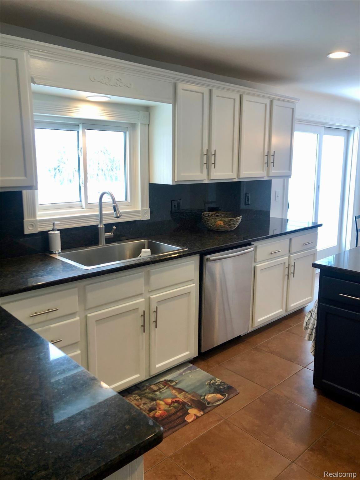 4400 Lippincott Road Lapeer, MI 48446 - Photo 43 of 46 IMG_8934.jpeg