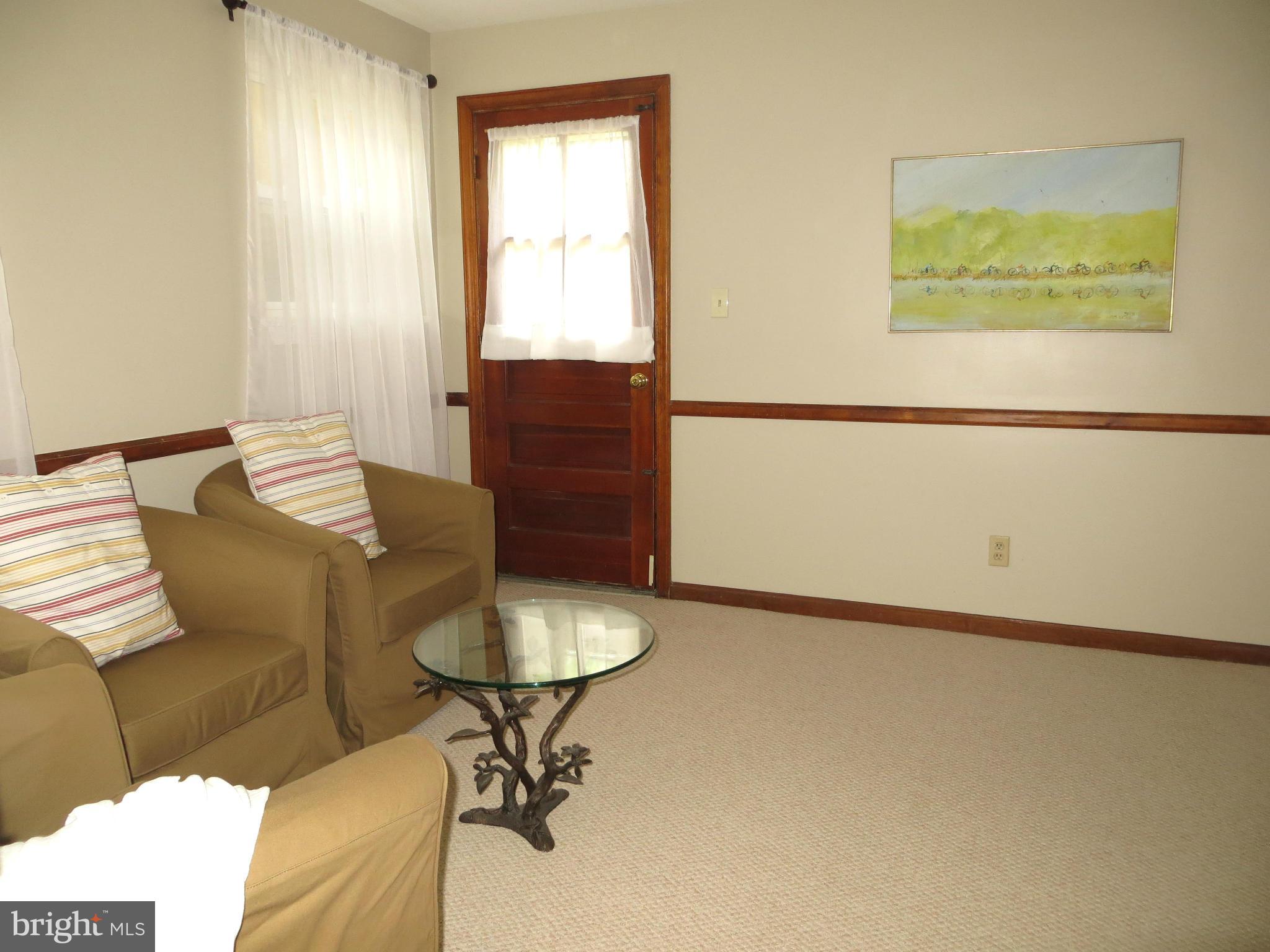 3000 Russell Road Alexandria, VA 22305 - Photo 12 of 21 Lower level den