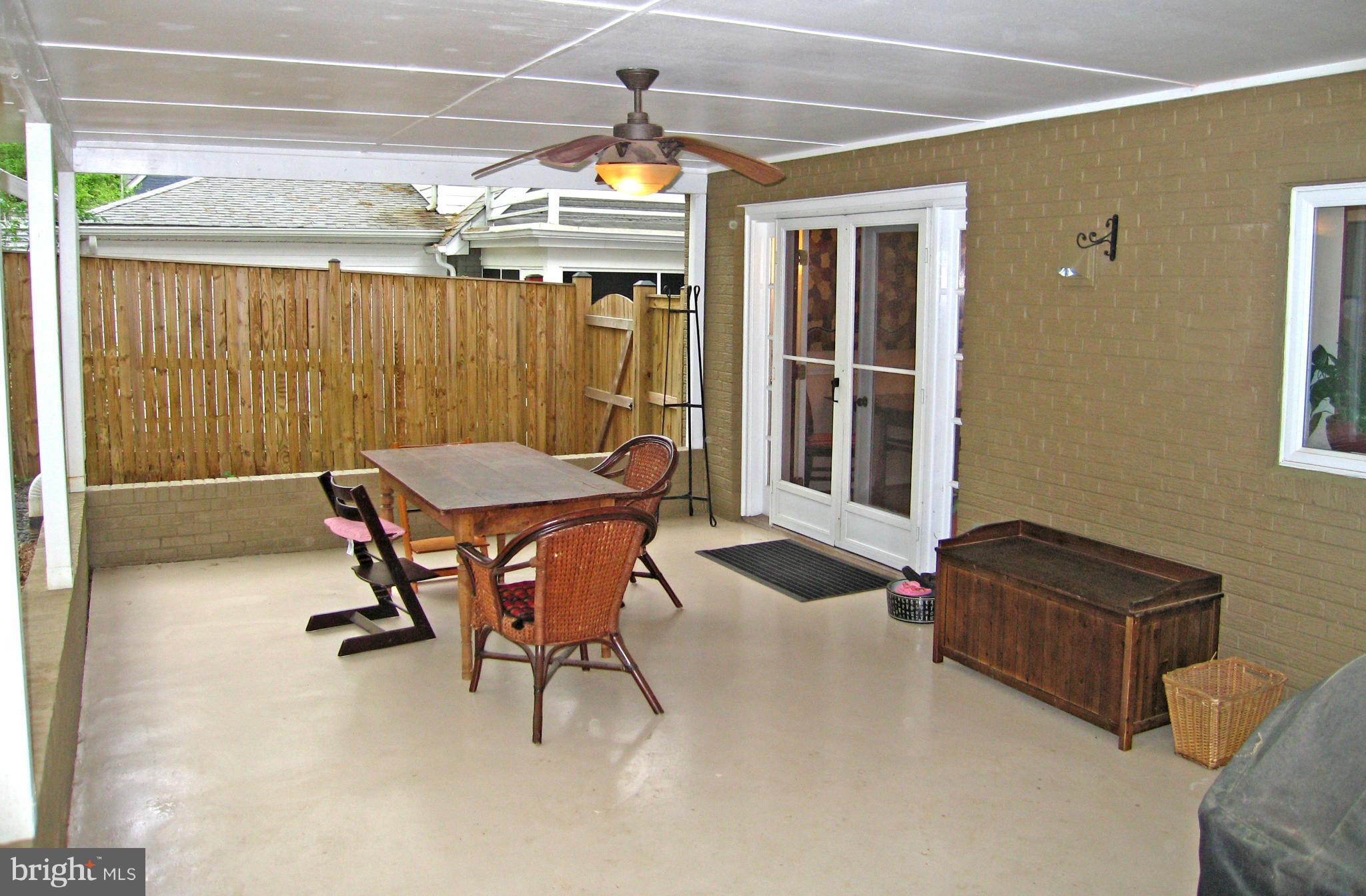 3000 Russell Road Alexandria, VA 22305 - Photo 15 of 21 Back patio
