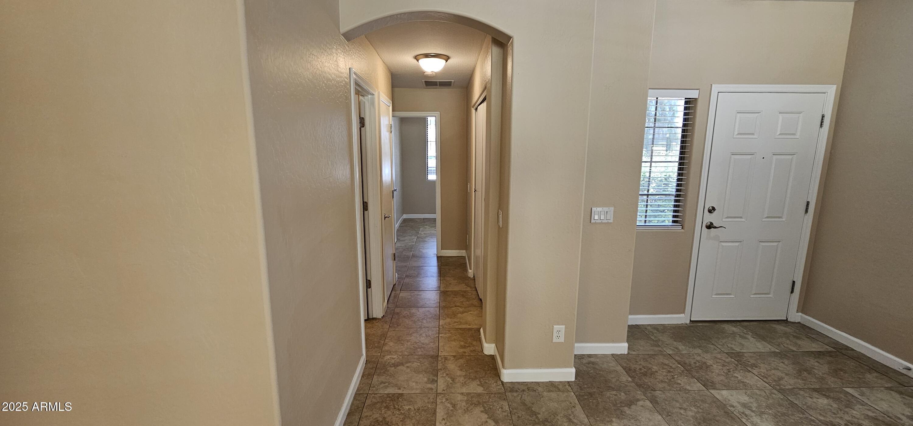 28057 North Quartz Drive San Tan Valley, AZ 85143 - Photo 4 of 24 20250725_135118