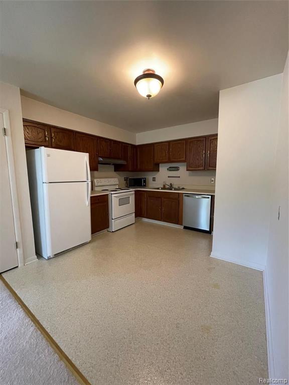 1127 Derby Road, Unit 6 Birmingham, MI 48009 - Photo 9 of 24