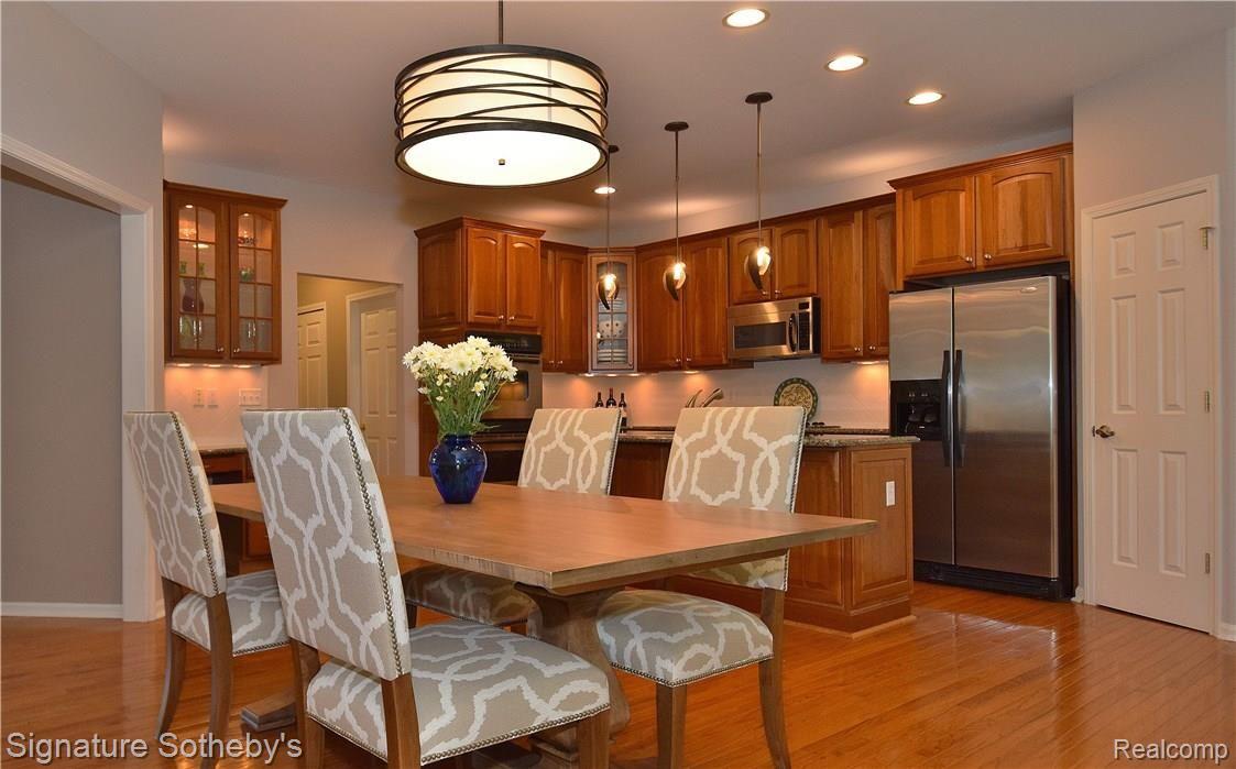 2453 Winding Brook Court Rochester, MI 48309 - Photo 9 of 31 9dining to kitchen.JPG