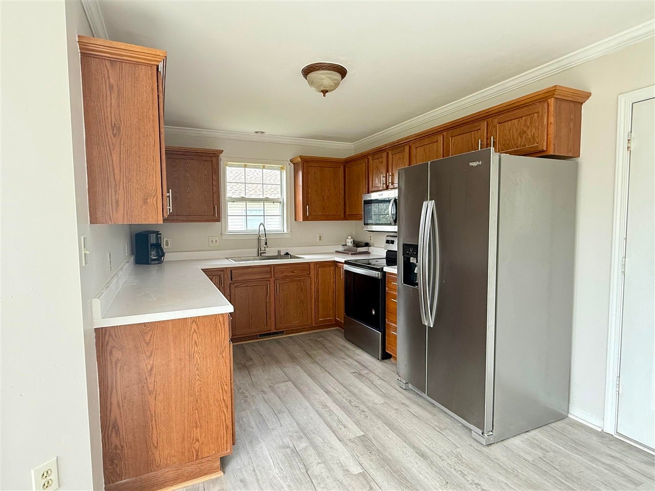 1304 Miller Pond Road Franklin, KY 42134 - Photo 4 of 19 Gallery Image 4