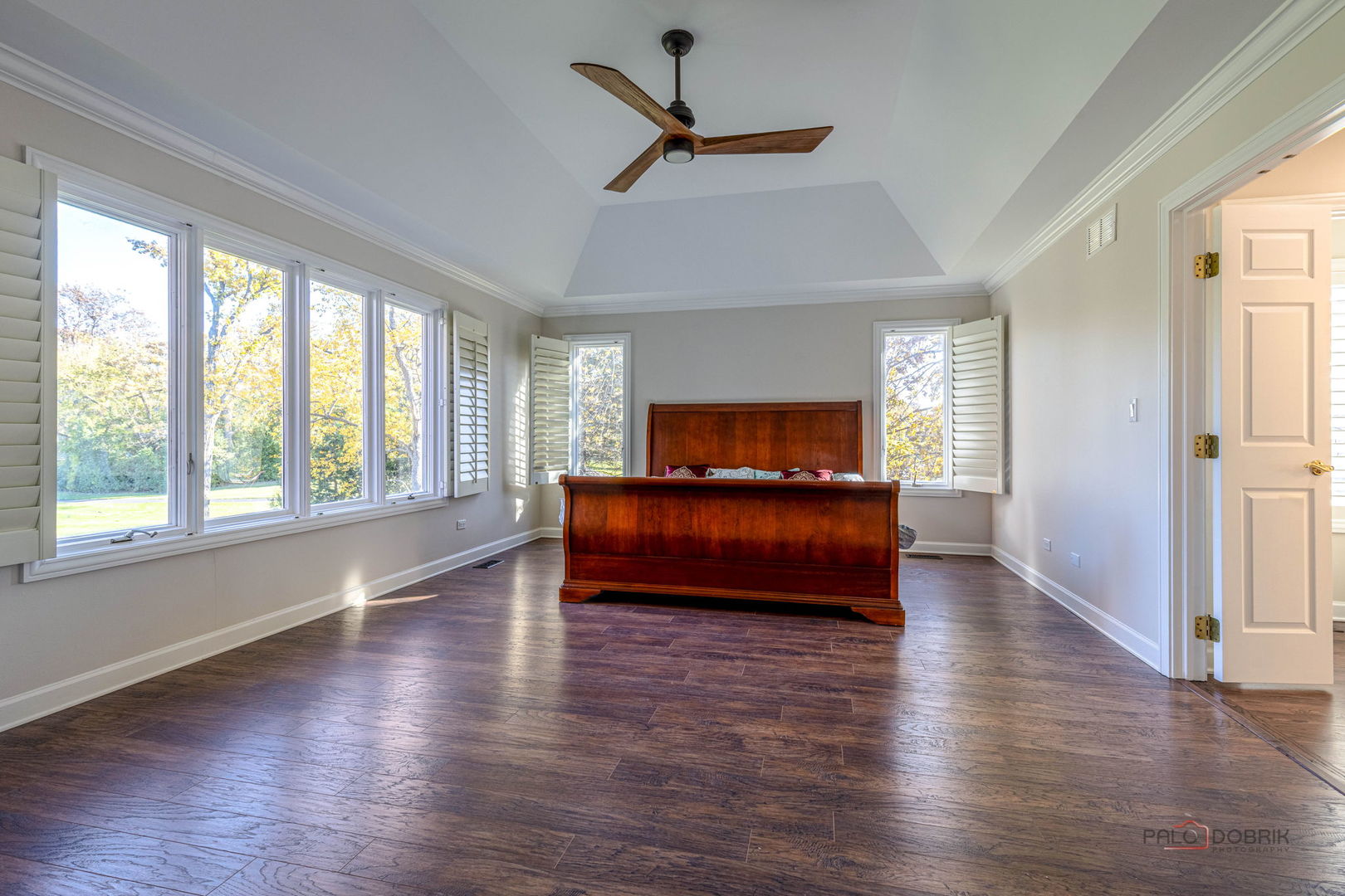 12 Riderwood Road North Barrington, IL 60010 - Photo 23 of 44 a living room with furniture and a wooden floor