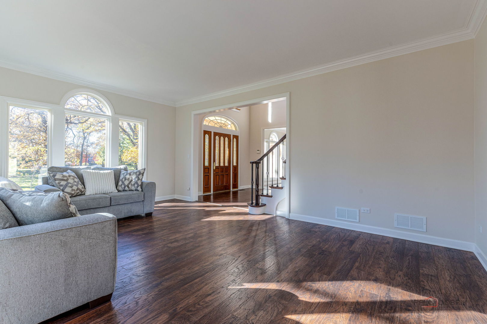 12 Riderwood Road North Barrington, IL 60010 - Photo 6 of 44 a living room with furniture and a large window