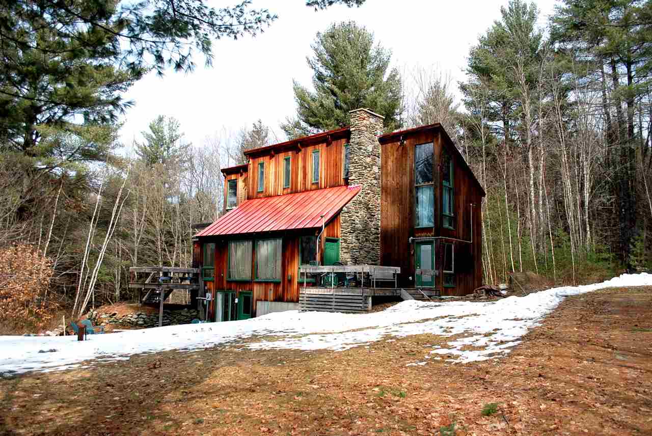 124 Dean's Mountain Road Moretown, VT 05660 - Photo 2 of 32