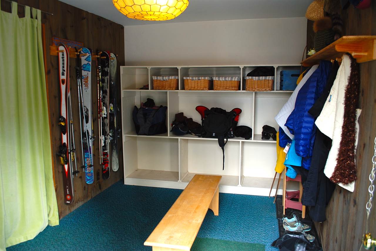 124 Dean's Mountain Road Moretown, VT 05660 - Photo 5 of 32
