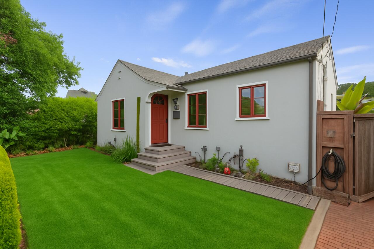 A0EF2518-5E30-41E3-AE45-3A03FBC7122E