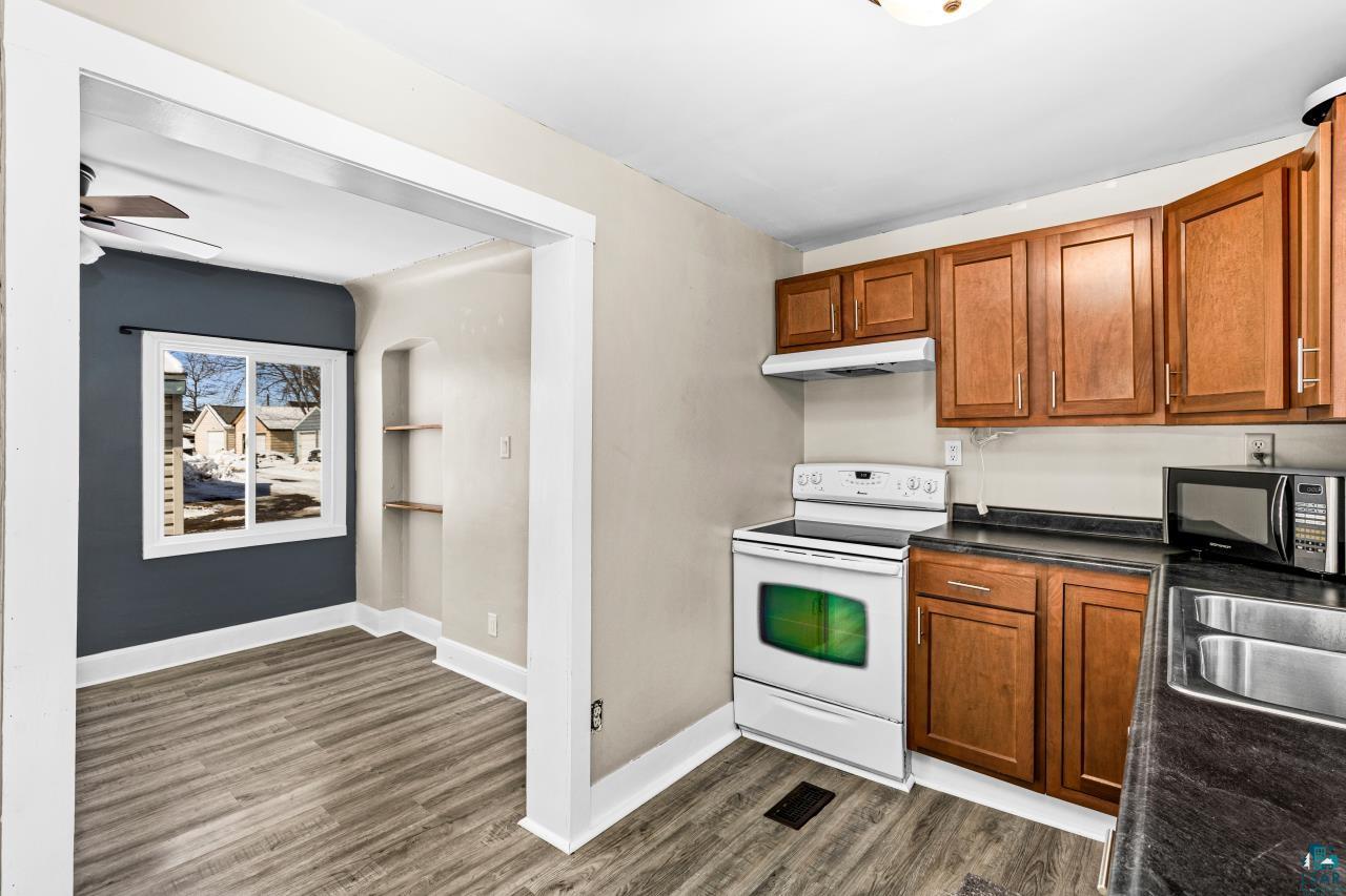 105 3rd Street Proctor, MN 55810 - Photo 8 of 26