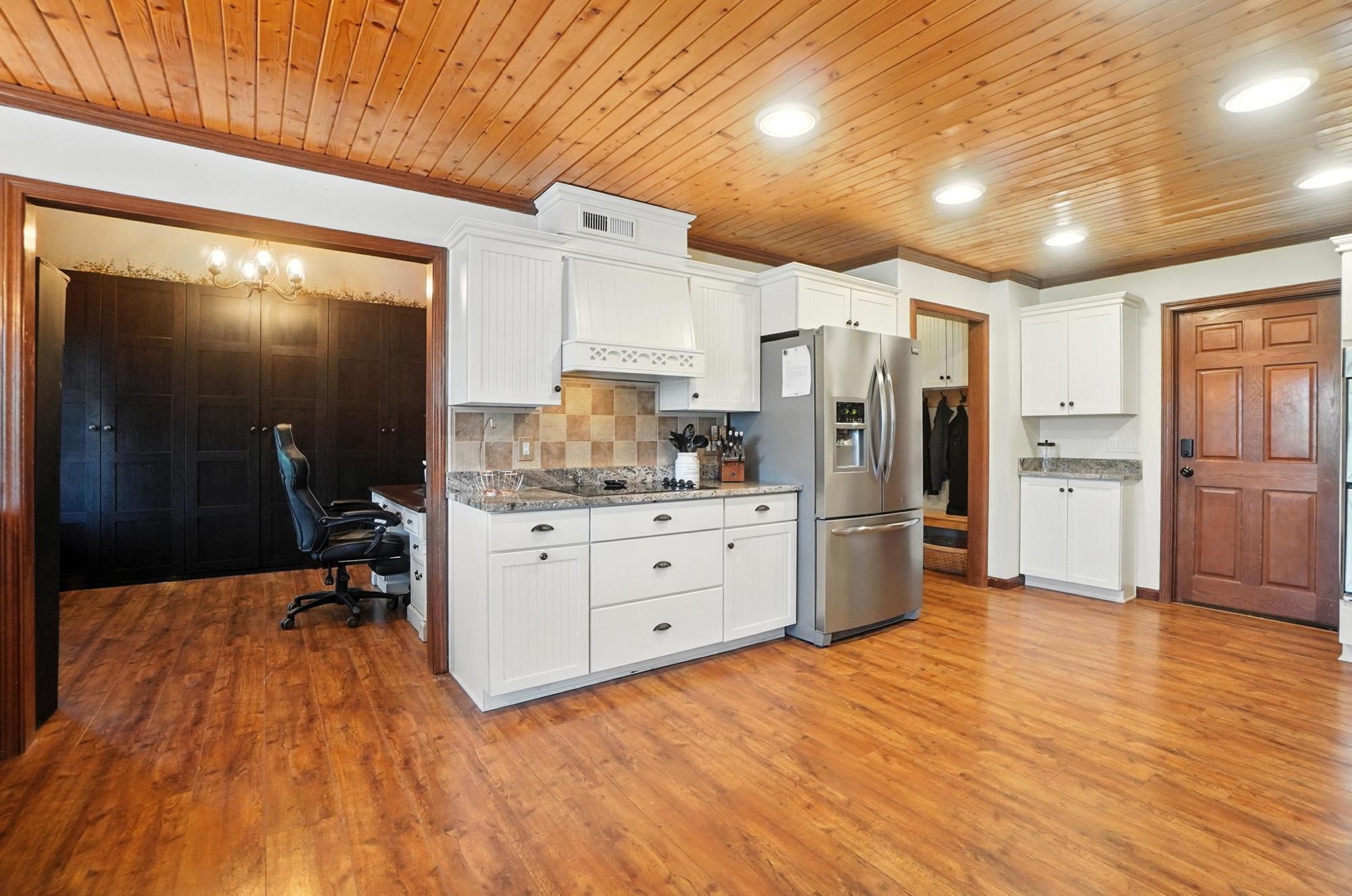 891 North Tecumseh Road Springfield, OH 45504 - Photo 34 of 125
