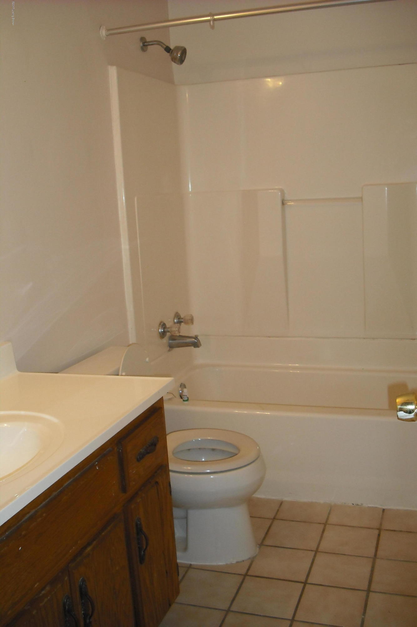 5303 Cane Run Road, Unit A/B Louisville, KY 40258 - Photo 9 of 9 Bath of 7210 Lower Hunters