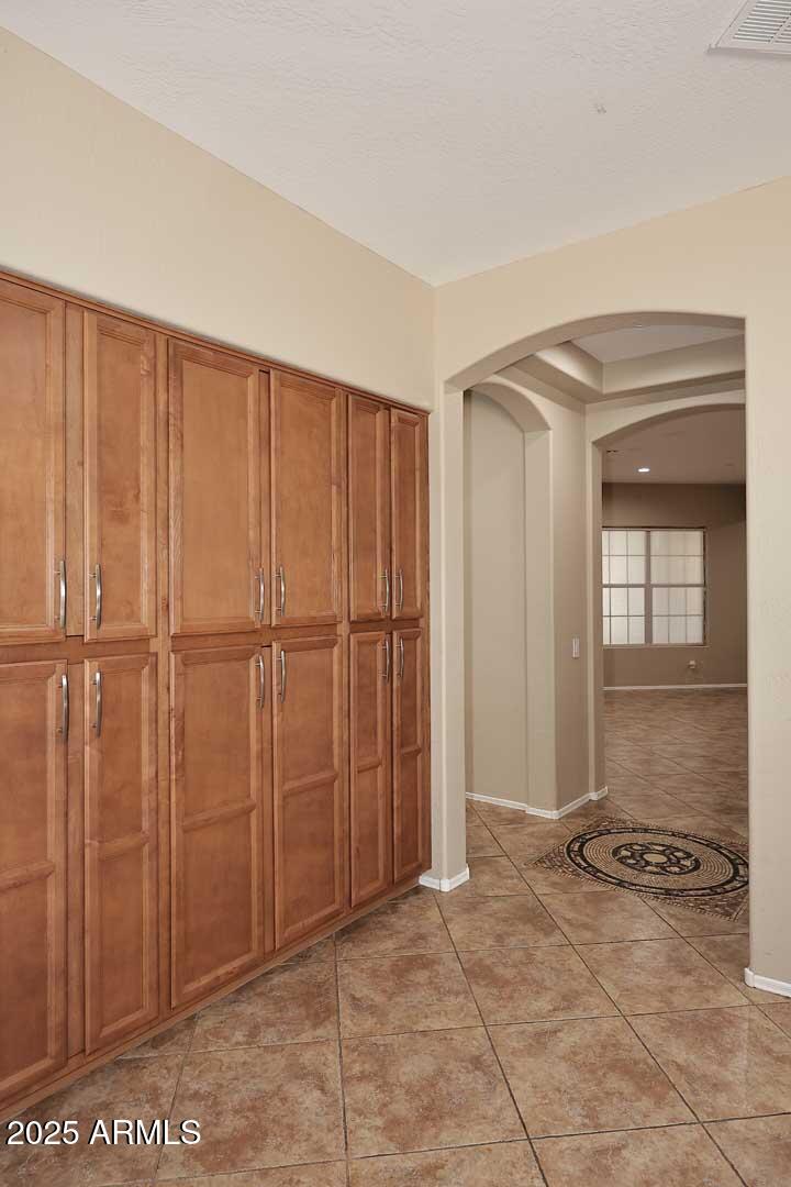 3223 West Rapalo Road Phoenix, AZ 85086 - Photo 7 of 63 Kitchen-Pantry