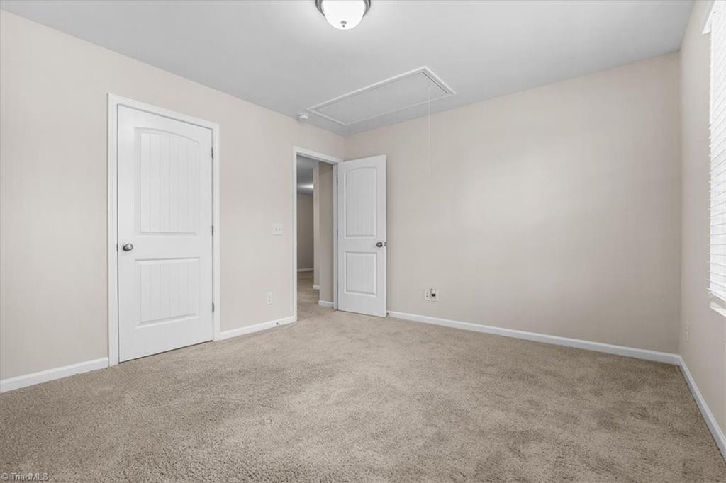 3887 Copperfield Court High Point, NC 27282 - Photo 33 of 44