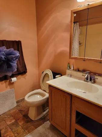 $179,900 | 236 George Street, Unit B, Bensenville, IL 60106
