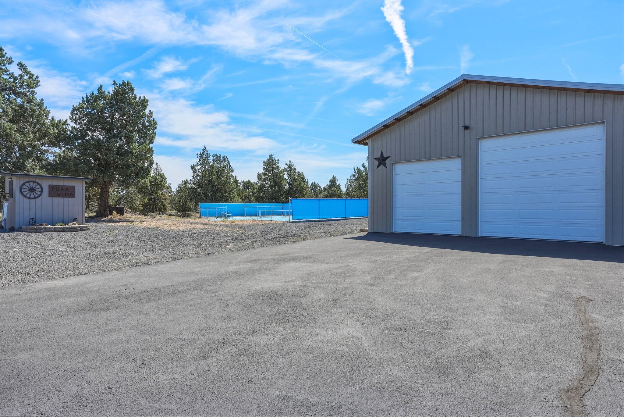 64144 Pioneer Loop Bend, OR 97701 - Photo 129 of 192 123-web-or-mls-Riley Visuals-123