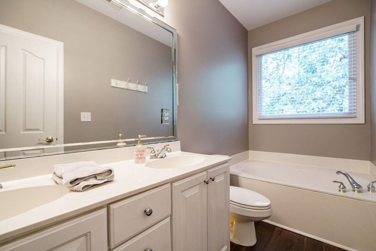 114 Ashton Hall Lane Raleigh, NC 27609 - Photo 16 of 19 Photo 16