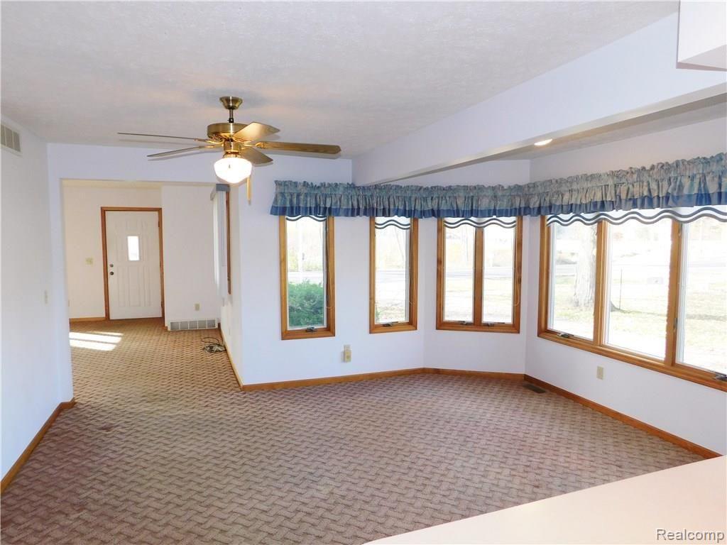 117 Elm Road North Webberville, MI 48892 - Photo 3 of 9