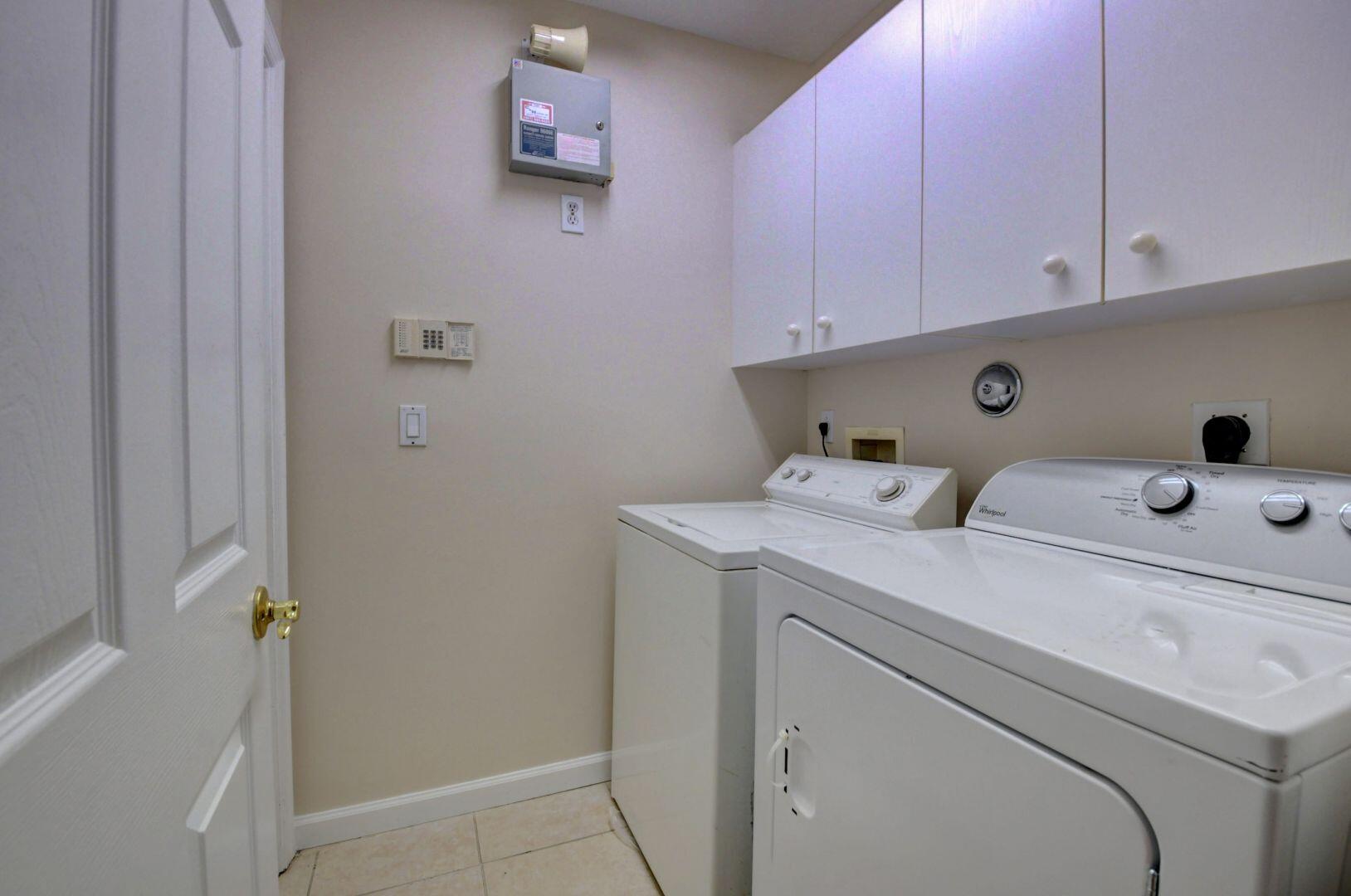 3933 Palladium Club Road Boynton Beach, FL 33436 - Photo 16 of 26 Laundry