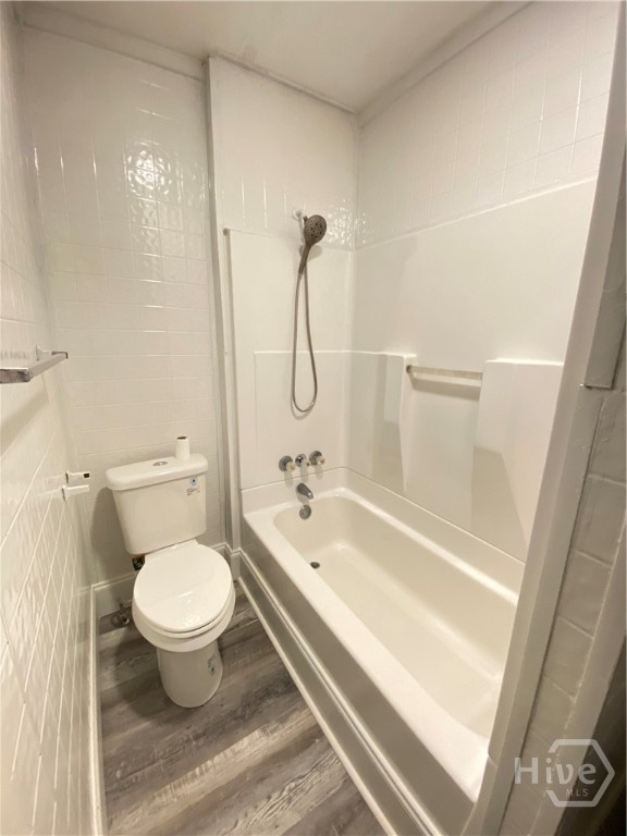 1611 East Henry Street, Unit 1/2 B Savannah, GA 31404 - Photo 3 of 8