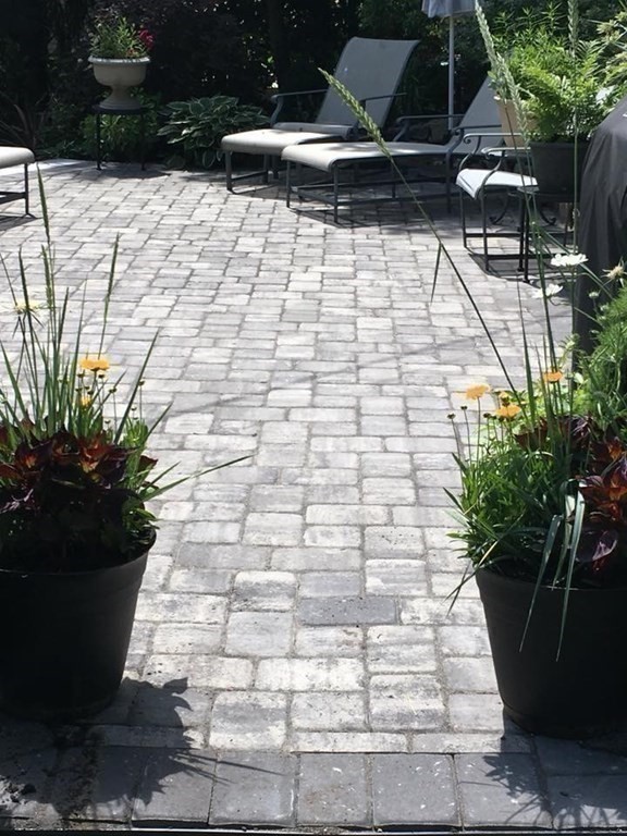 444 South Border Road Winchester, MA 01890 - Photo 24 of 36