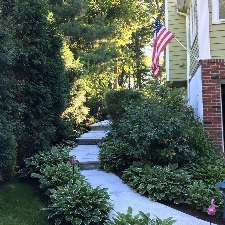444 South Border Road Winchester, MA 01890 - Photo 31 of 36