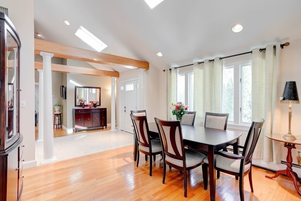 444 South Border Road Winchester, MA 01890 - Photo 8 of 36