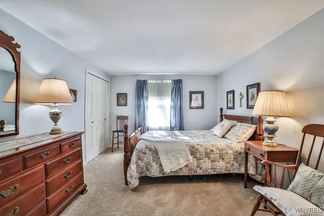 $184,900 | 1370 Maple Road, Unit 1, Amherst, NY 14221