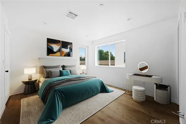$3,795 | 6832 Hazeltine Avenue, Unit 1, Van Nuys, CA 91405
