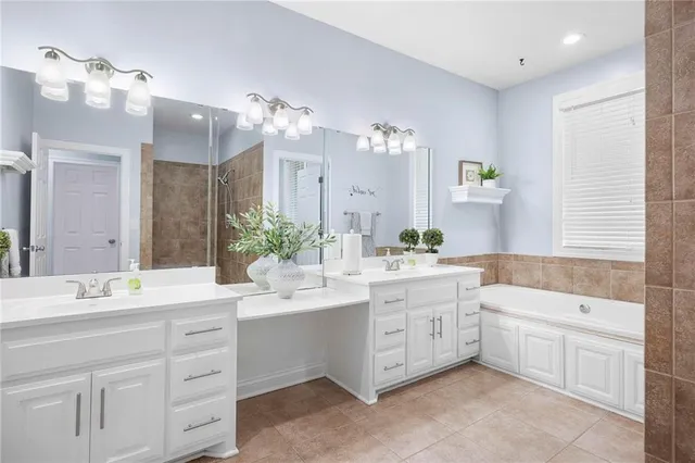 $842,700 | 1933 Northwest 370th Road, Kingsville, MO 64061