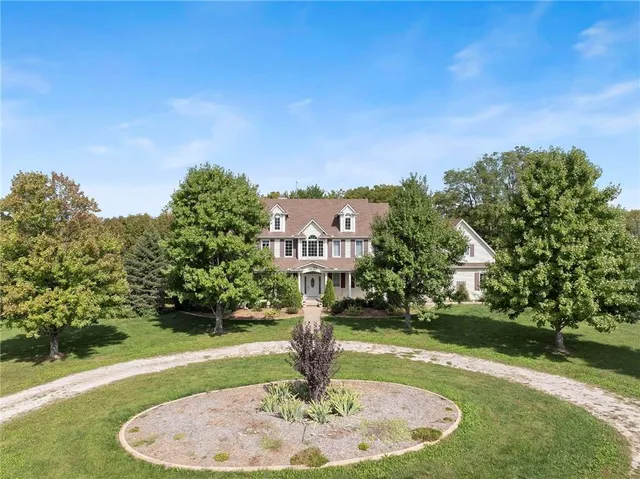 $842,700 | 1933 Northwest 370th Road, Kingsville, MO 64061