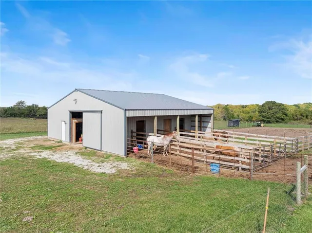 $842,700 | 1933 Northwest 370th Road, Kingsville, MO 64061