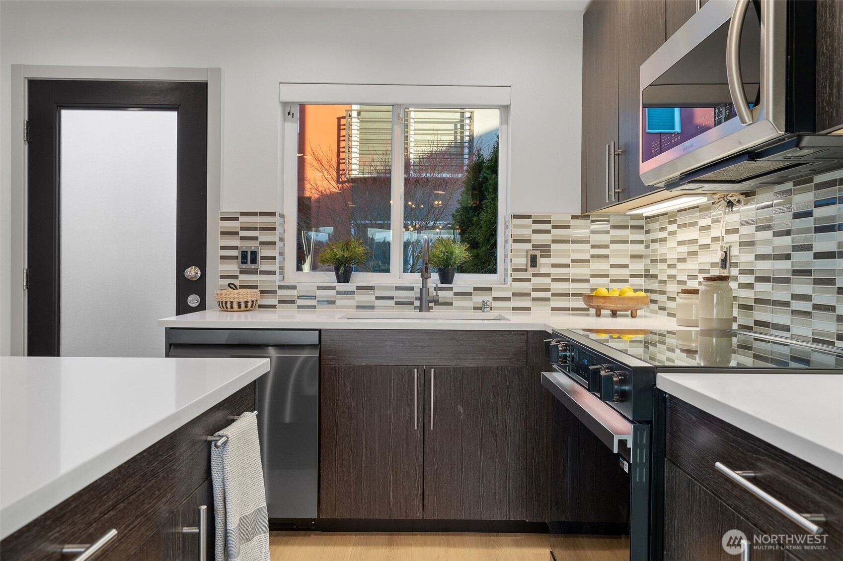 4714 Delridge Way Southwest Seattle, WA 98106 - Photo 13 of 39