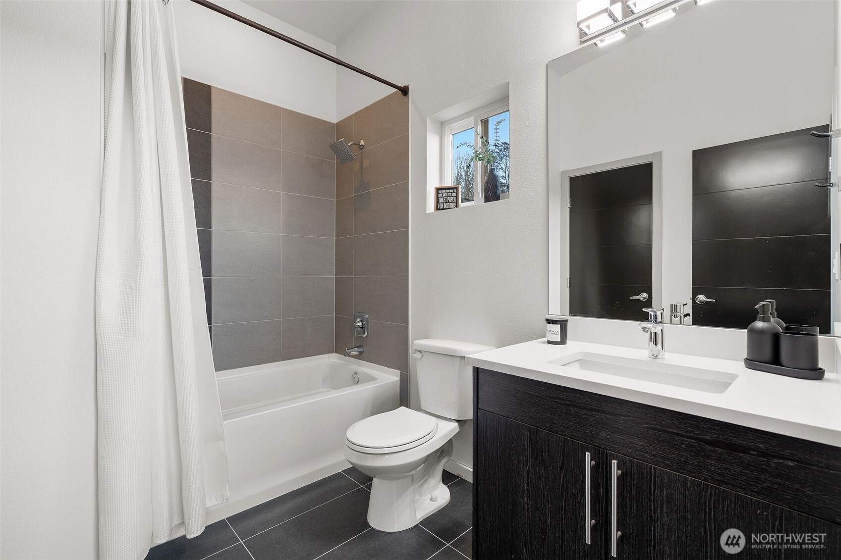 4714 Delridge Way Southwest Seattle, WA 98106 - Photo 29 of 40