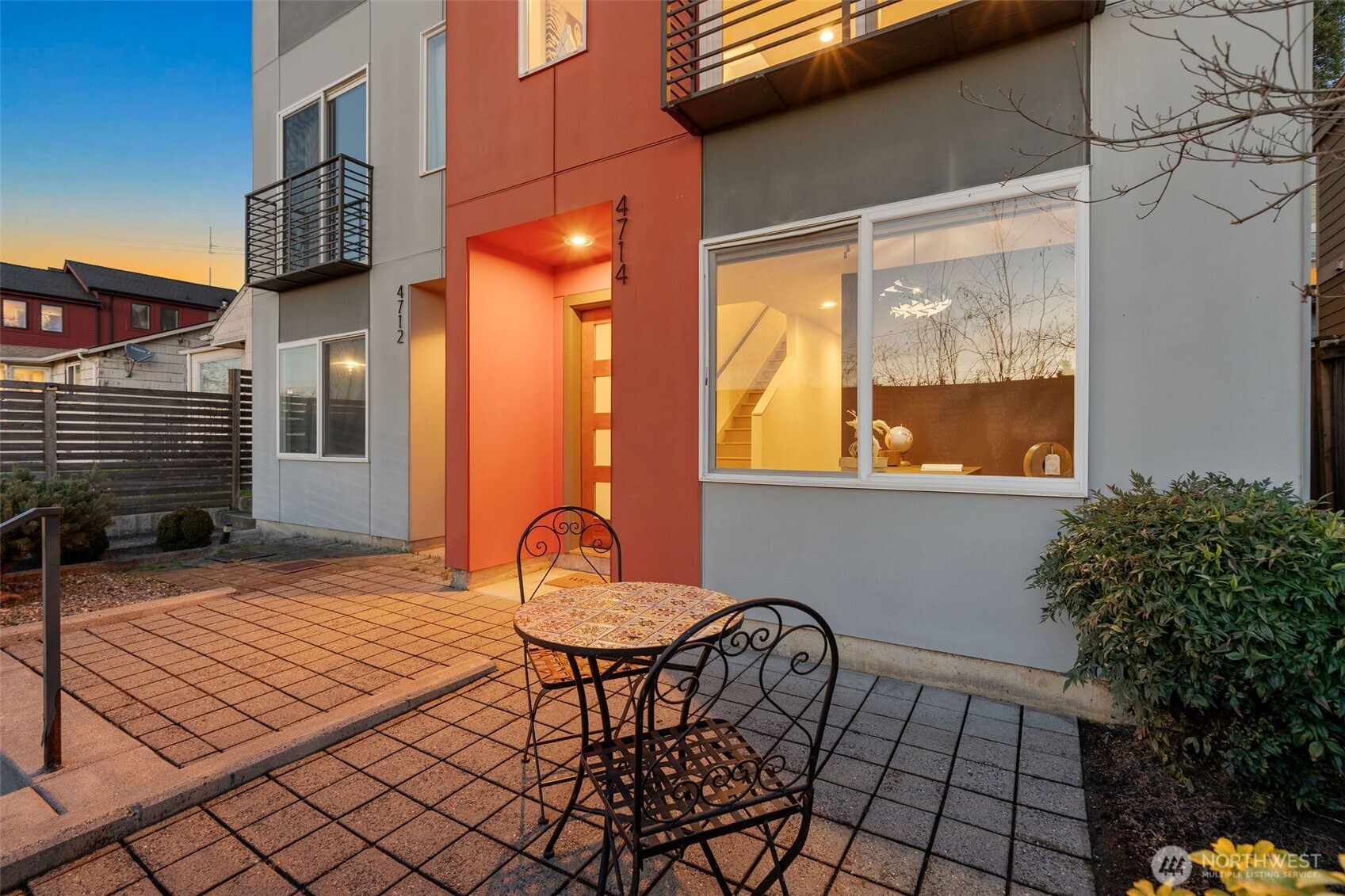 4714 Delridge Way Southwest Seattle, WA 98106 - Photo 4 of 40