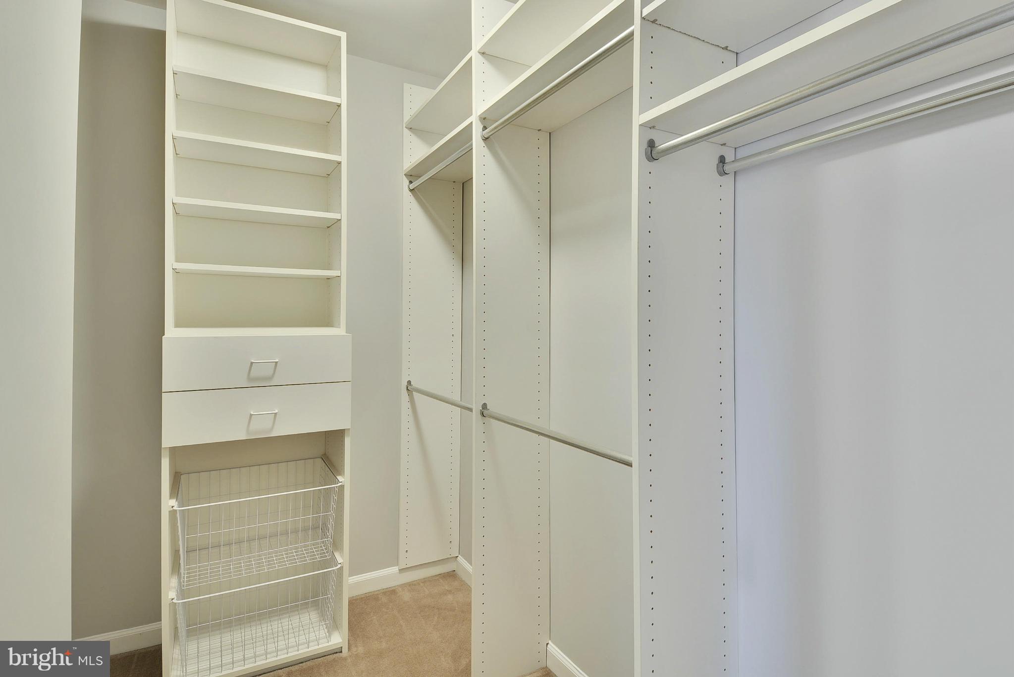 924 Moorefield Creek Road Southwest Vienna, VA 22180 - Photo 15 of 30 Master walk-in closet