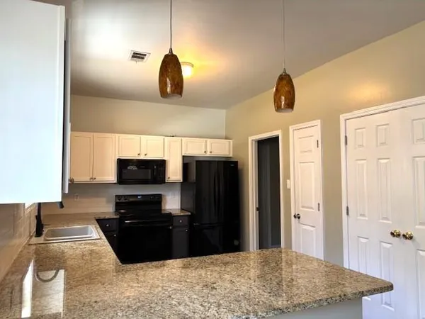 $3,250 | 2468 Hogan Road, Atlanta, GA 30344