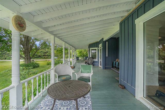8198 Horton Bay Road Petoskey, MI 49770 - Photo 28 of 43