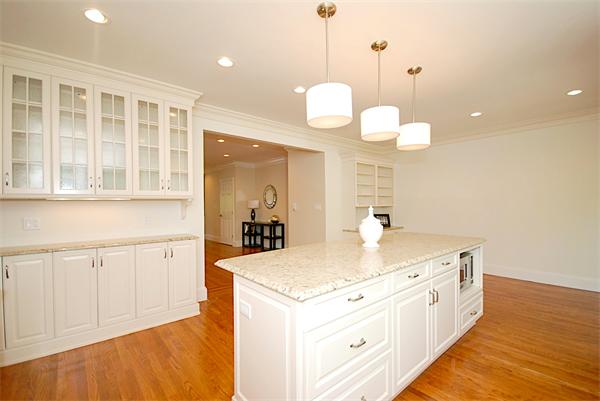 73 Gardner Road, Unit 1 Brookline, MA 02445 - Photo 12 of 26