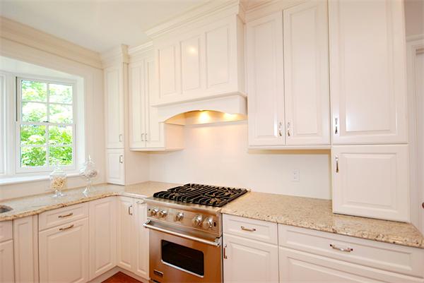 73 Gardner Road, Unit 1 Brookline, MA 02445 - Photo 10 of 26