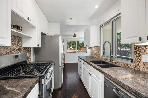 $575,000 | 22126 Caminito Vino, Laguna Hills, CA 92653